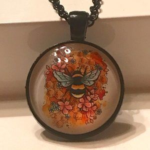 Bumble Bee in Flowers Black Tone Necklace